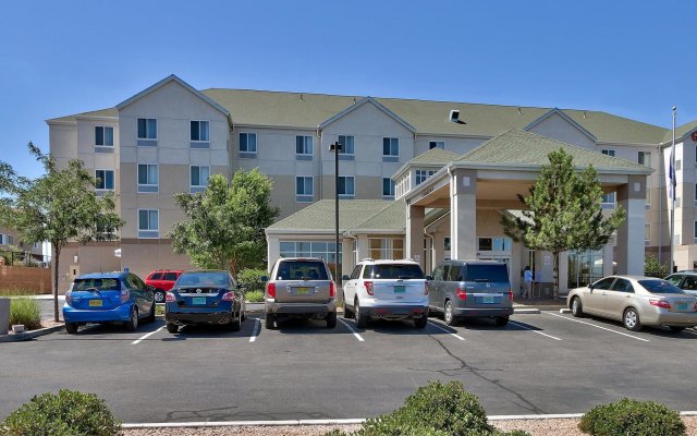 Hilton Garden Inn Albuquerque / Journal Center