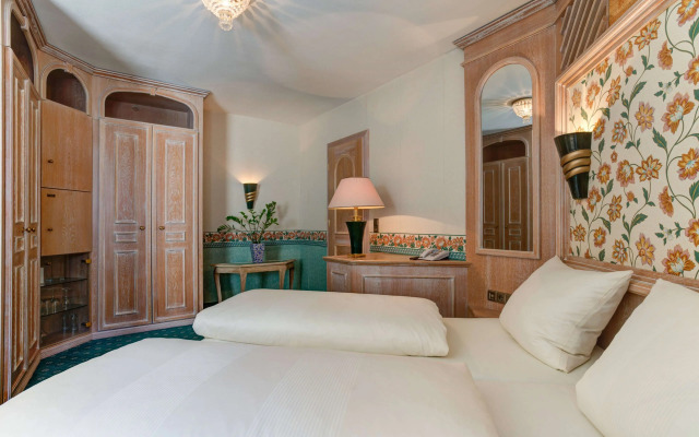 Centro Hotel Stern, Trademark Collection by Wyndham