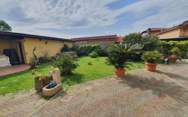 Villa Liberty il Lauro Bed and Breakfast