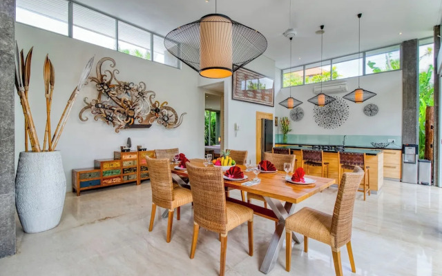 Aramanis Villas