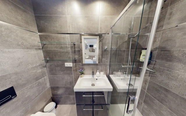 RoomBoutique32
