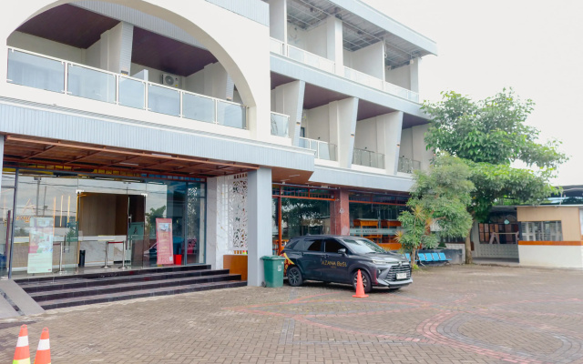 Azana BeSt Hotel Batu