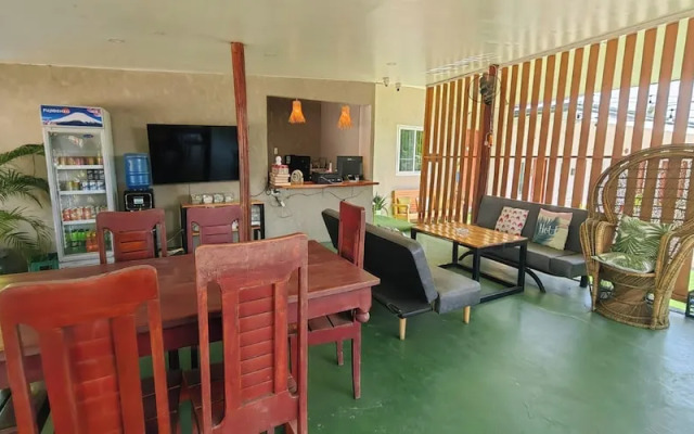 Green Dale’s Travellers Inn Puerto Princesa