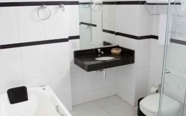 Serras Hotel