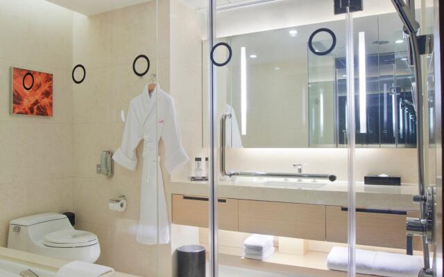 Crowne Plaza Hong Kong Causeway Bay by IHG
