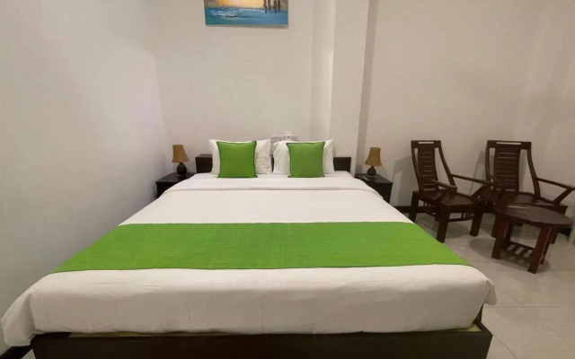 Hikka Holiday Inn