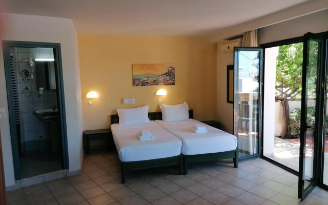 Villiana Holiday Apartments