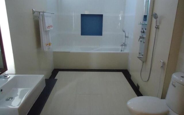 Hsaung Thazin Hotel Nay Pyi Taw