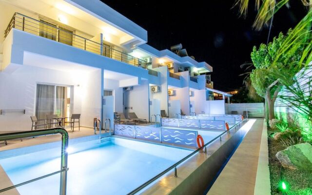 Stay Helios - Aparts & Pool Suites