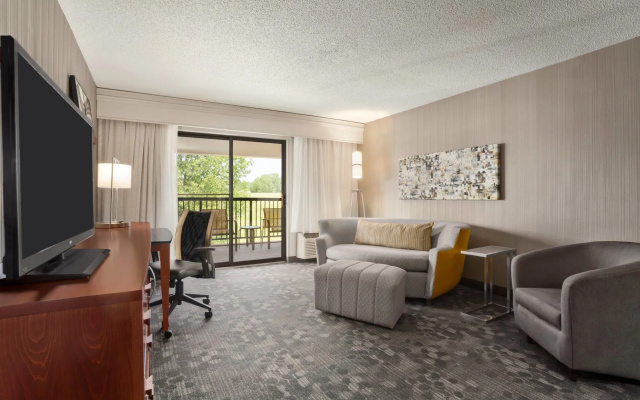 Courtyard by Marriott Springfield