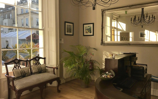 The Regency, Clifton Bristol by Belvilla