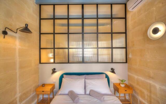 Beautifully furnished flat in the city center JBAL1-1