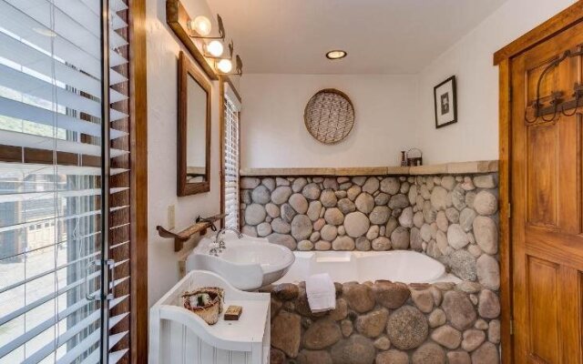 Minturn Inn