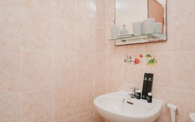 Simply Modern Studio Apartment at Centro City Residence