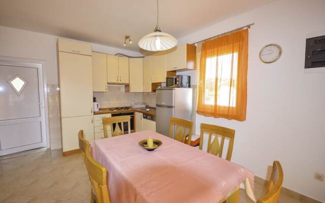 Apartments Iva