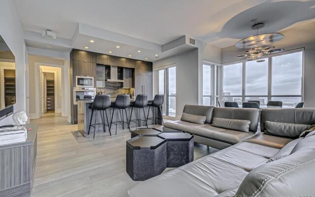 Skyline Suites - Next to MTCC, ACC & CN Tower