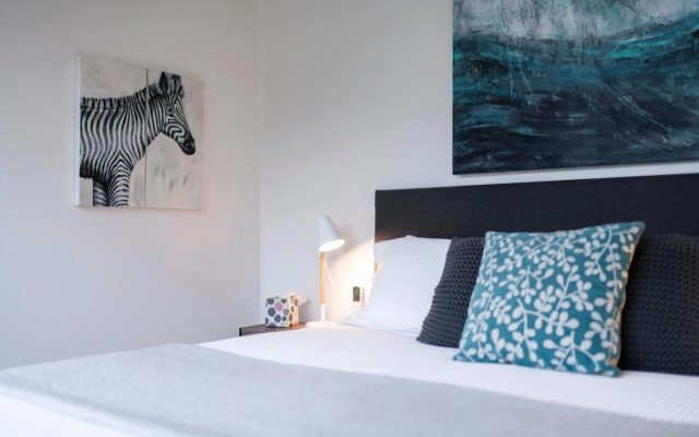 Hilltop Apartments Phillip Island - Adults Only