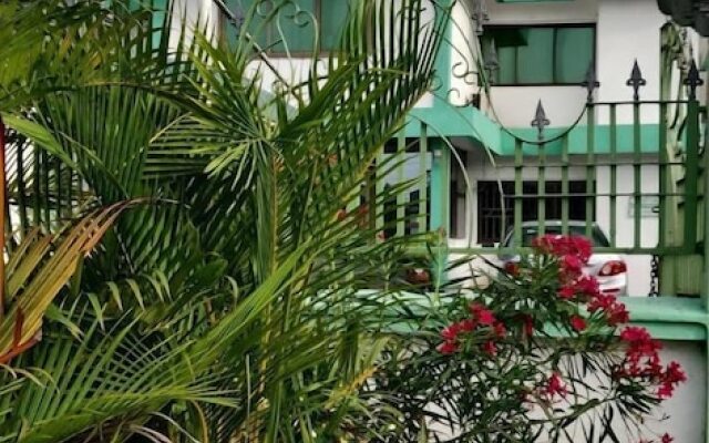 Animens Hotel