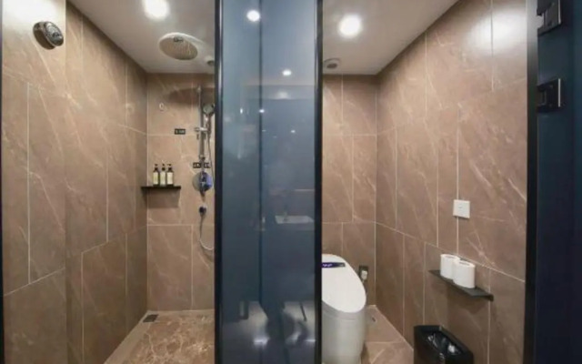 Rezen Dong Hotel (Xi'an Bell Tower Provincial Government Store)