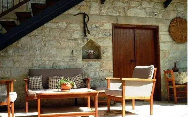 Narkissos Villa