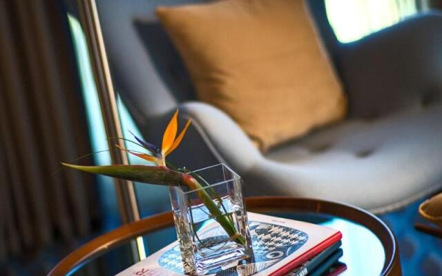 Renaissance Izmir Hotel