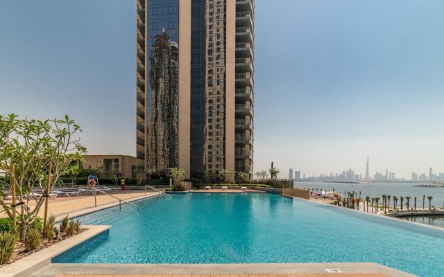 Lux BnB Dubai Creek Residences