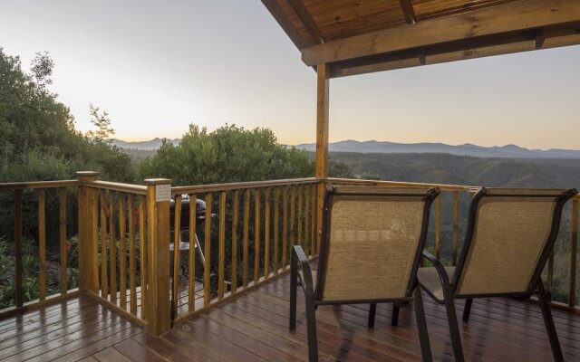 Cliffhanger Cottages