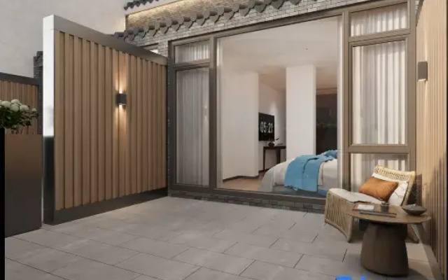 Aaliyah Hotel Nanluoguxiang Wang Fu Jing Forbidden City Snack Street