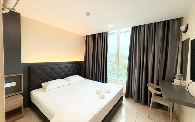 Aero Star Hotel