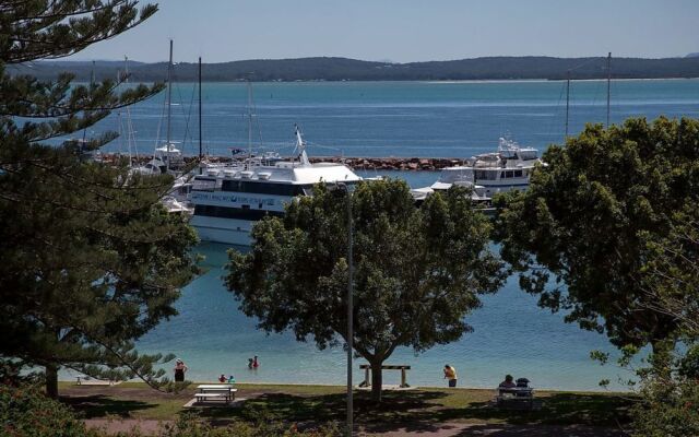 Dolphin Watch, 2/74 Magnus Street