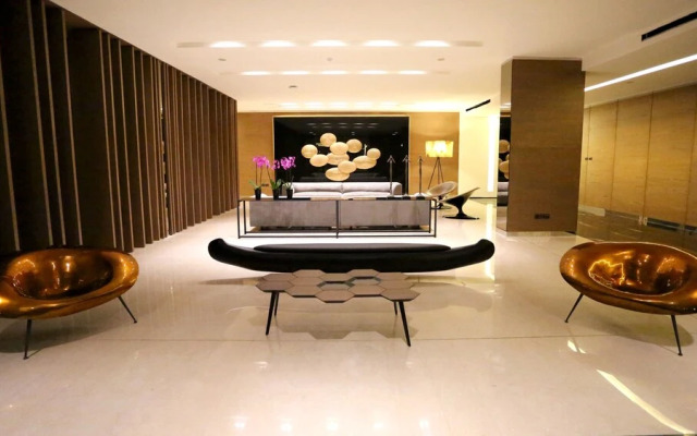 Mist Hotel And Spa By Warwick