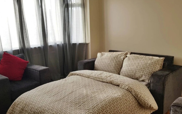 Elegant and Spacious 2 bedroom Apartment