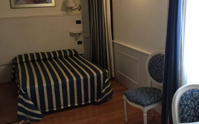 Venice Resorts