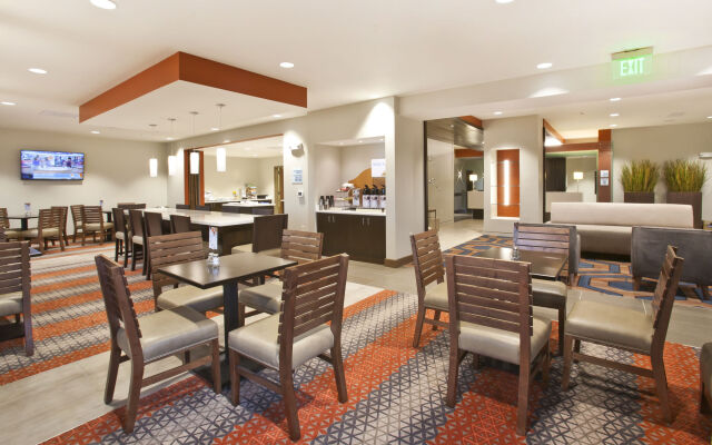 Holiday Inn Express & Suites Hot Springs by IHG