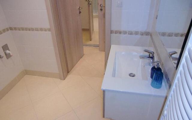 Apartment David Garden Towers