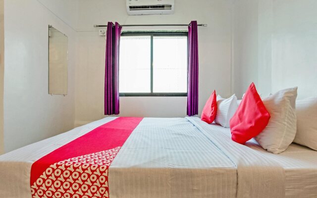 Shubham Lodging And Boarding By  OYO Rooms