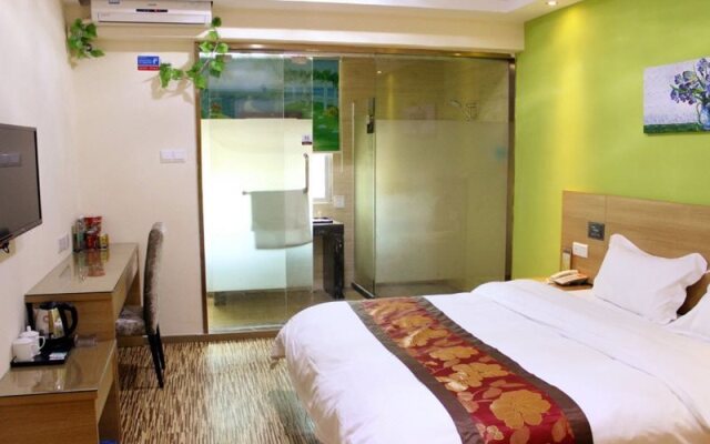 Constellation Hotel (Longsheng Metro Station)
