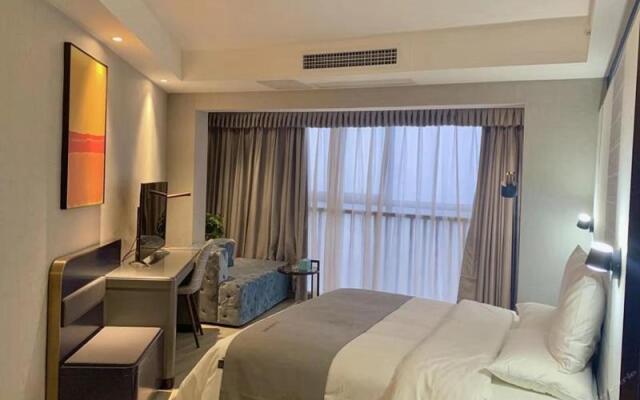 LanOu Hotel Guiyang High-Speed Railway North Station