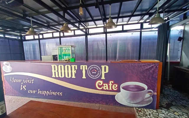 Budi House & Food Station
