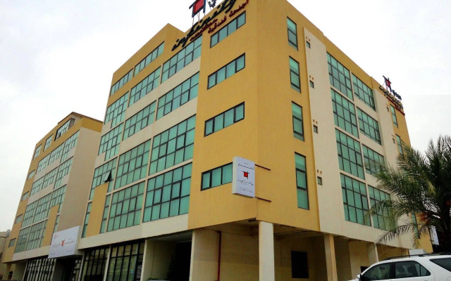 OYO 111 Infinity Suites