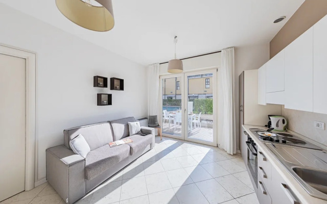 Residenza Miralago - 04 Augusta - Locazione BK