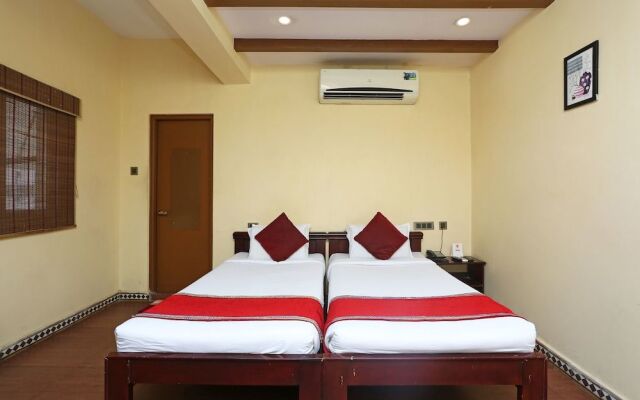 OYO Flagship 2207 Hotel Transit