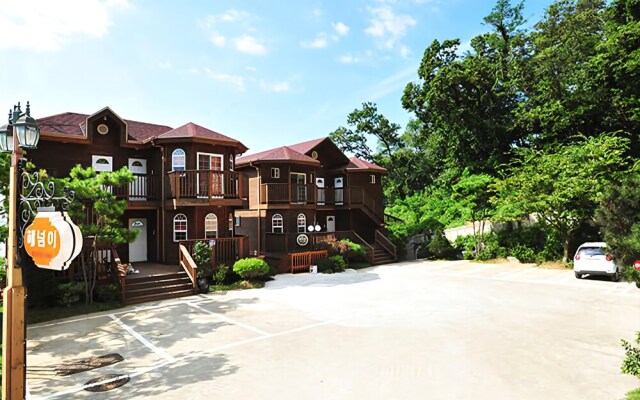 Ganghwa Haeneomi Pension