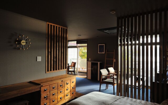 BOX HOTEL from bizan