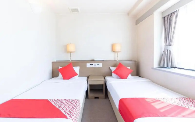 648 Hotel Drake – Guest Rooms – Odawara