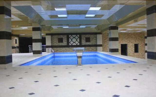 Deluxe Hotel and Spa