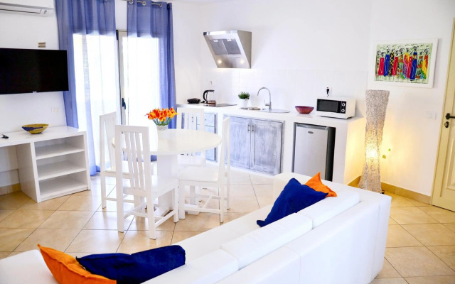 Branco Suites - Rooms & Holiday Apartments