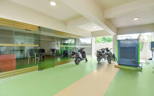 Meera Mansion by OYO Rooms