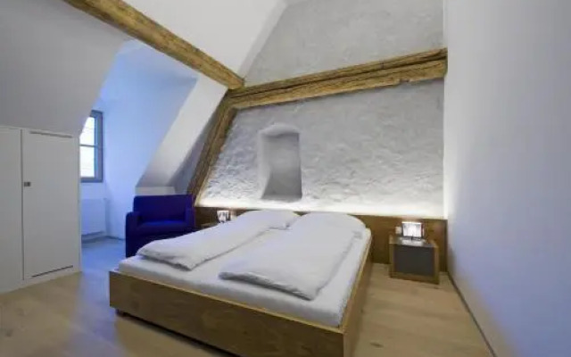 Hotel zum Goldenen Schiff