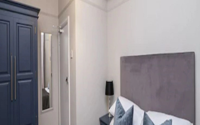 Pages Hotel  Guesthouse